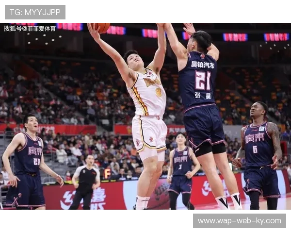 广东全场领防高压逼抢 迫使山西半场出现15次失误